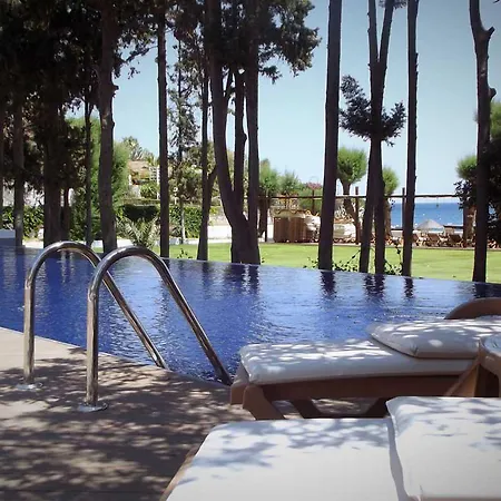 ليف هوتل باي بيلازور 4*