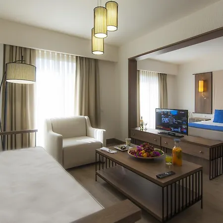 ليف هوتل باي بيلازور 4* أكيارلار