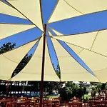 Liv By Bellazure Hotel 4*