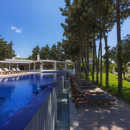 Liv By Bellazure 4* Akiarlar