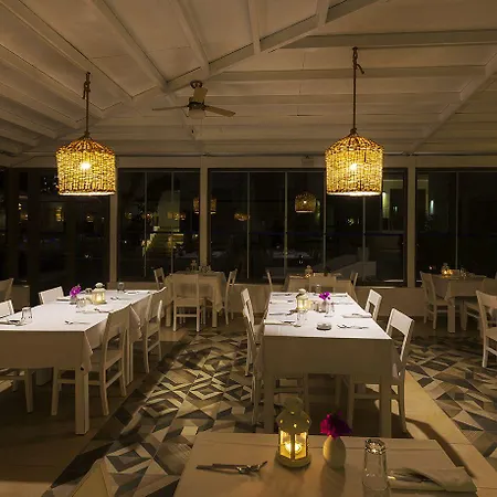 Hotell Liv By Bellazure 4*