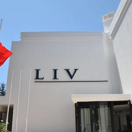 Liv By Bellazure Hotel Akiarlar